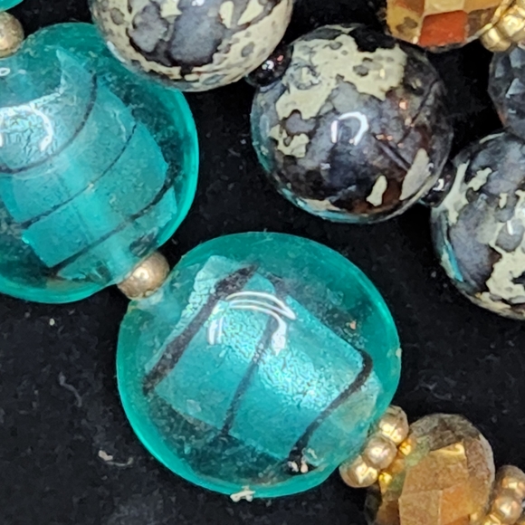 VINTAGE 3 STRAND NECKLACE WITH GLASS,CRYSTAL,PEARL,AND FAUX TURQUOISE - Picture 6 of 6